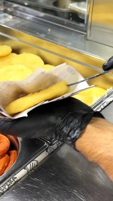Arepas recién hechas en la cocina